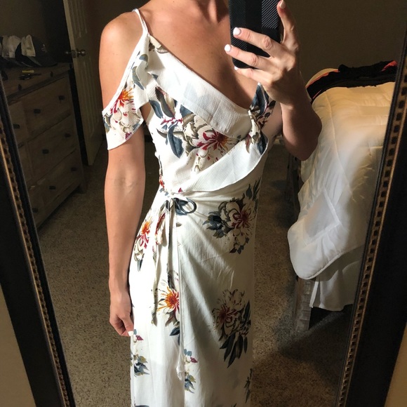 Dresses & Skirts - White floral WRAP maxi dress size medium